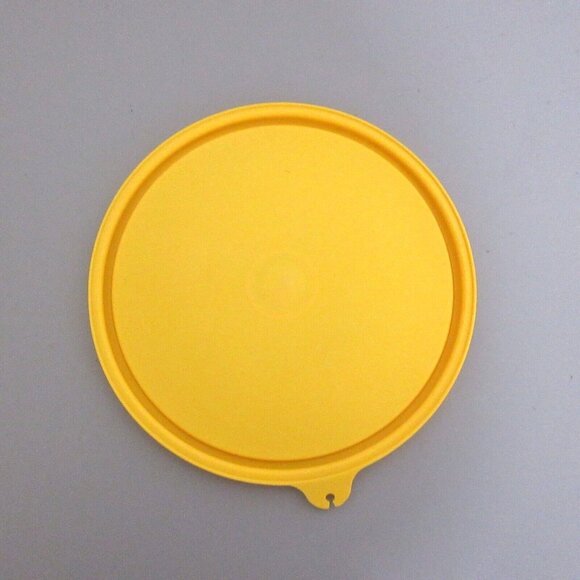 Tupperware Replacement Lid C Tab 227-42 Round 6.25" Yellow Genuine Vintage - Picture 2 of 4